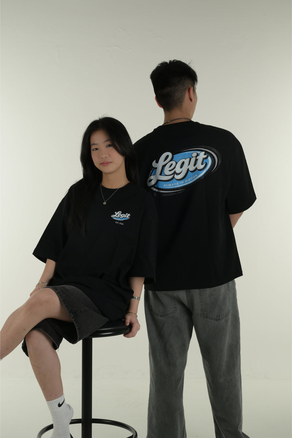Essence Oversized Tee