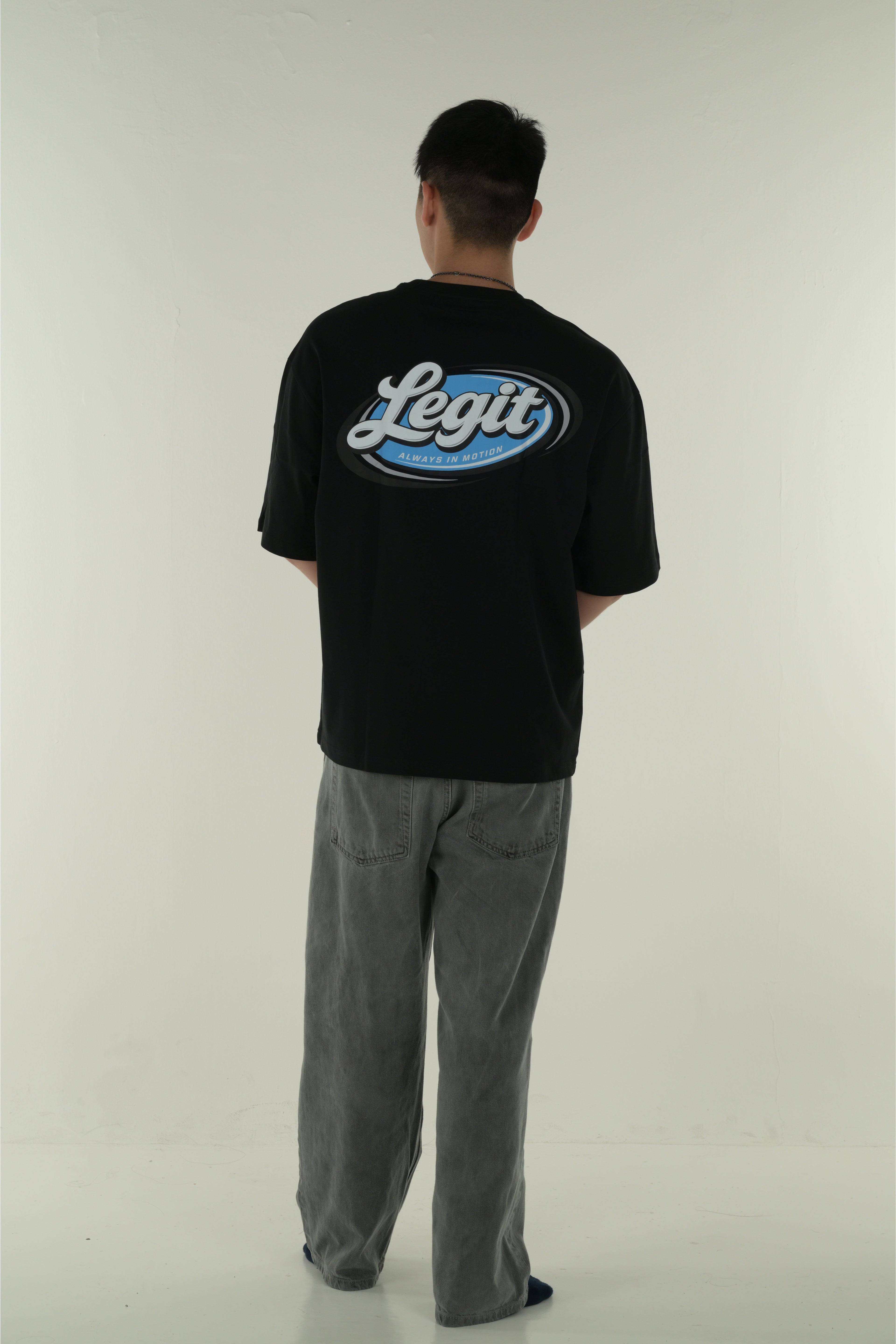 Essence Oversized Tee