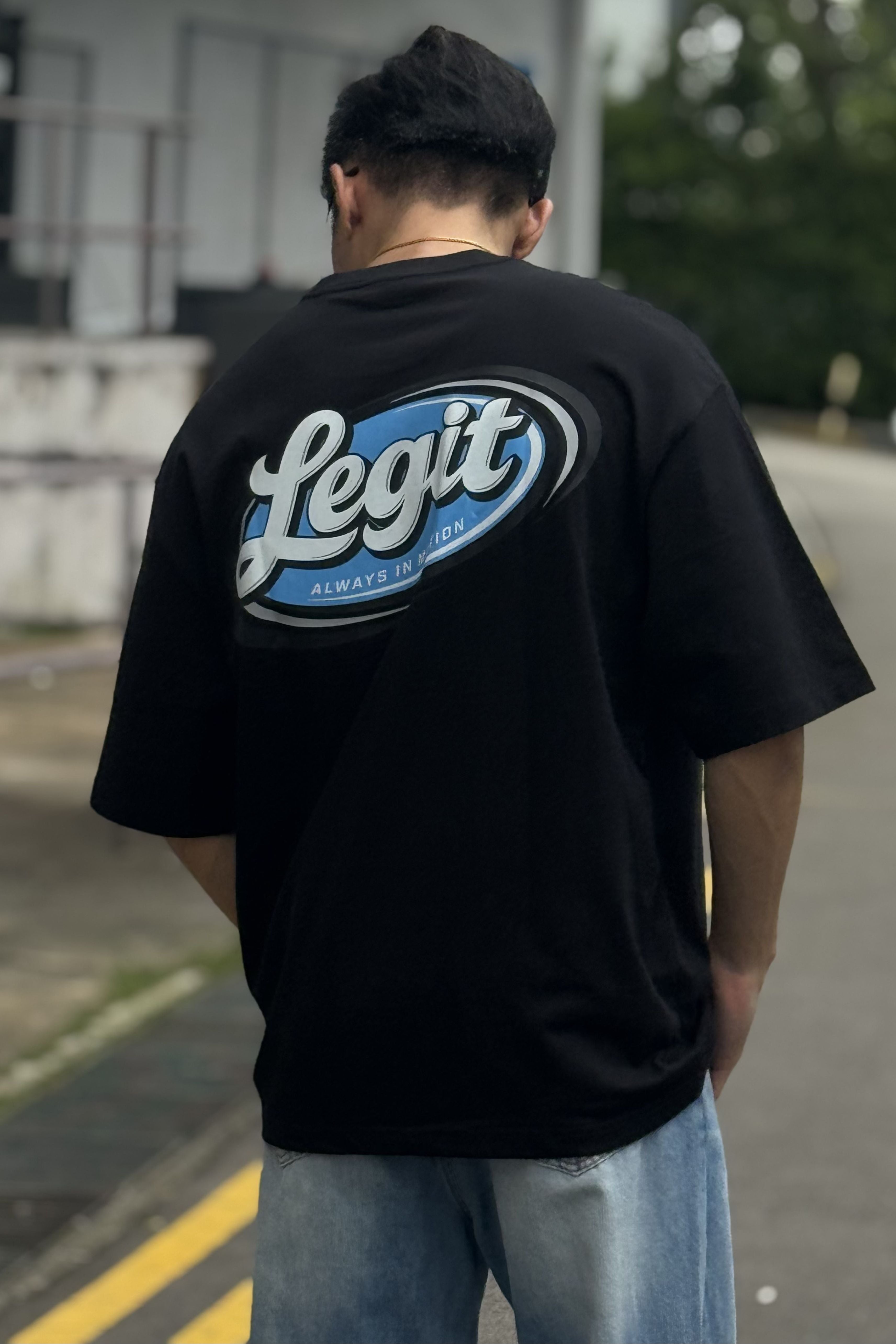 Essence Oversized Tee